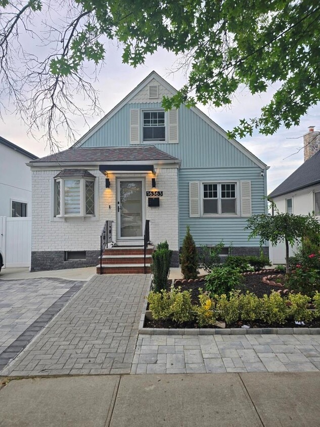 Primary Photo - 163-63 20th Ave