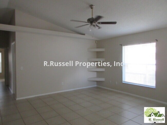 Foto del edificio - 1004 Hamlet Dr