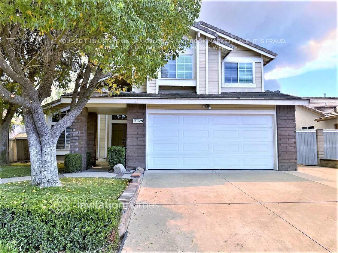 Foto principal - 13057 Waterwheel Dr