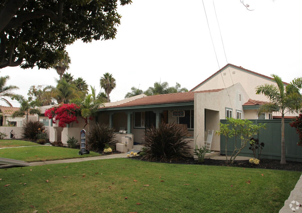 Building Photo - Casa de Hope