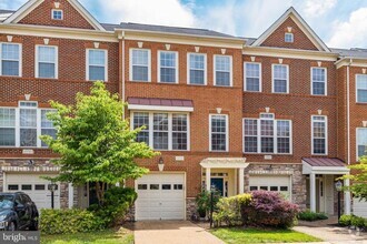 Building Photo - 43149 Crosswind Terrace