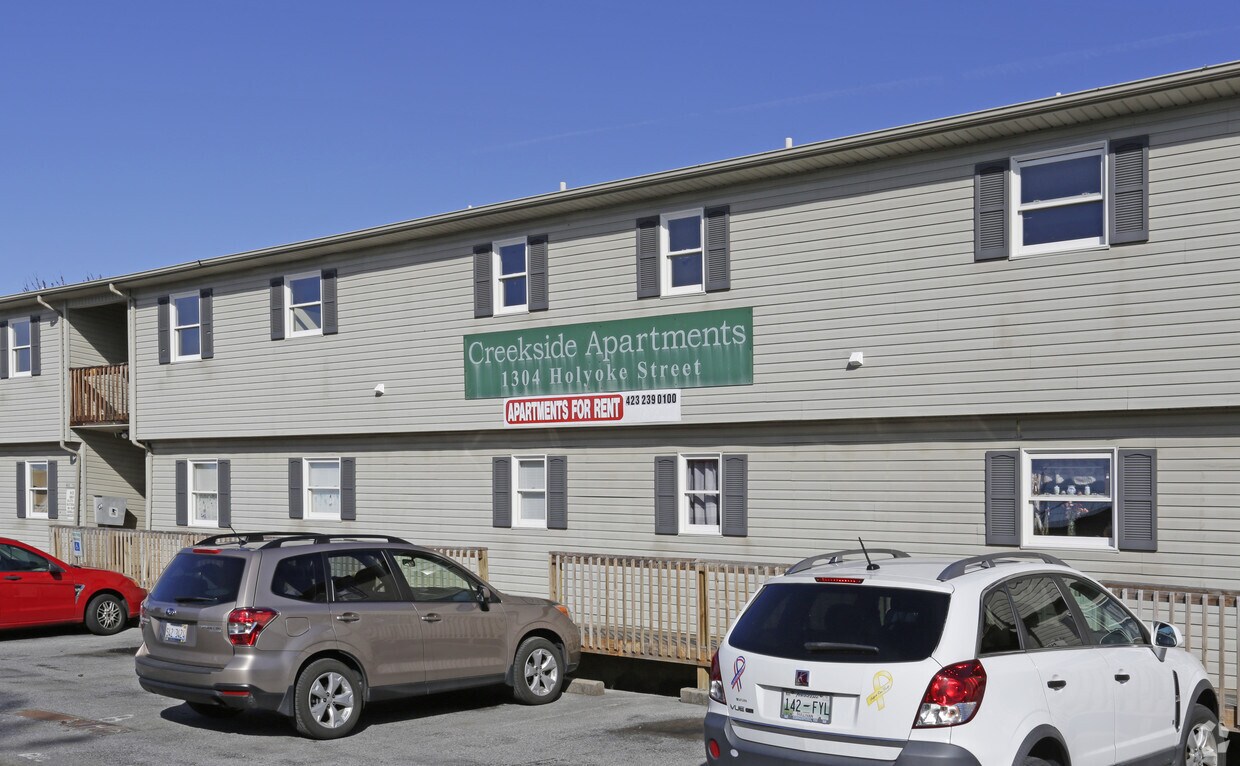 Primary Photo - Creekview Apartments