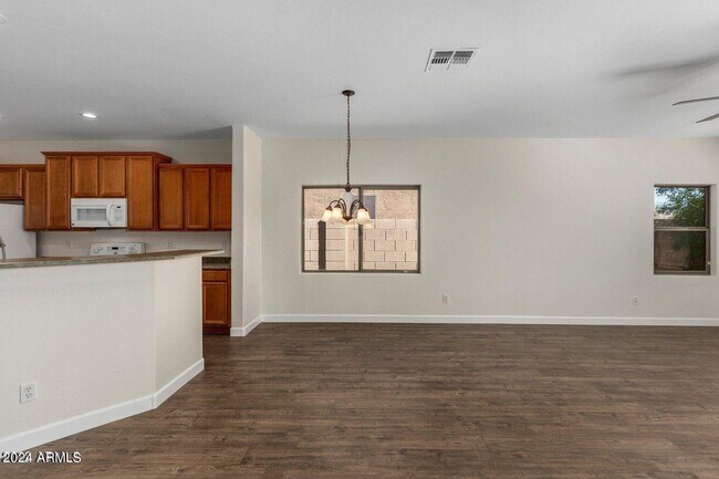 Foto del edificio - 3757 E Oxford Ln