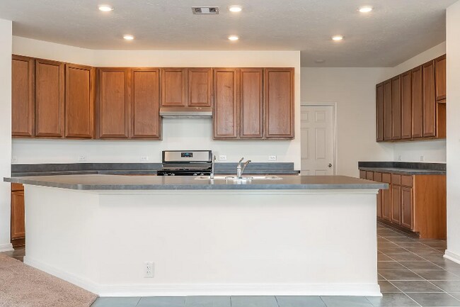 Foto del edificio - 6120 Whitewing Rd