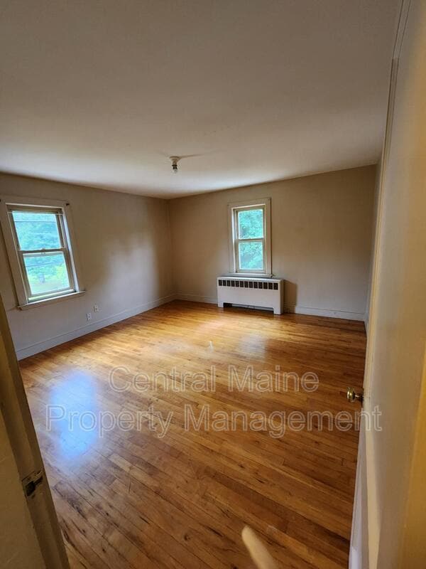 Building Photo - 156 Cottage St