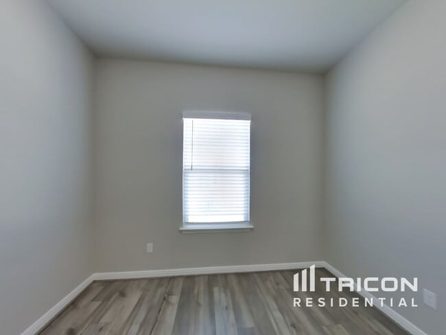 Foto del edificio - 5520 Shasta Pl