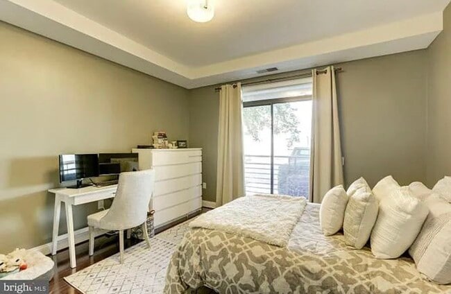 Foto del edificio - 525 N Fayette St