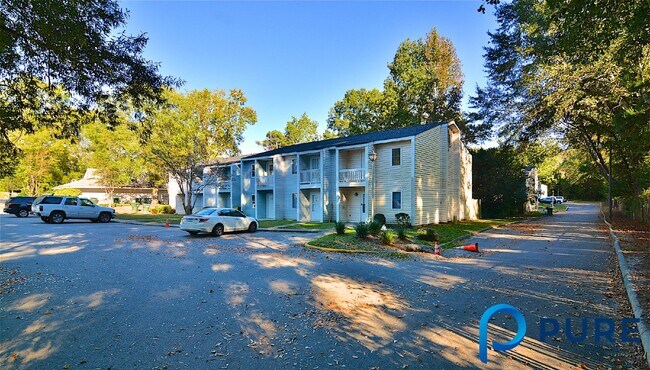 Building Photo - 308 Percival Rd