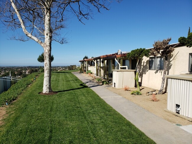 Building Photo - Vista Del Pacifico Apartments