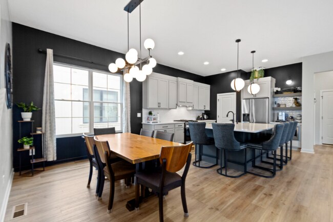 Foto del edificio - 17359 Wilkes Wy