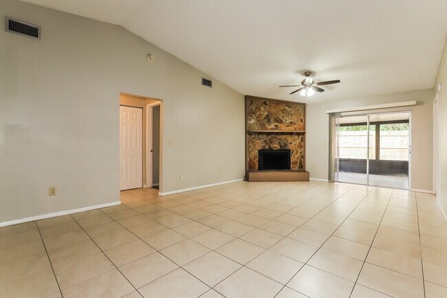 Foto del edificio - 110 Field Ln