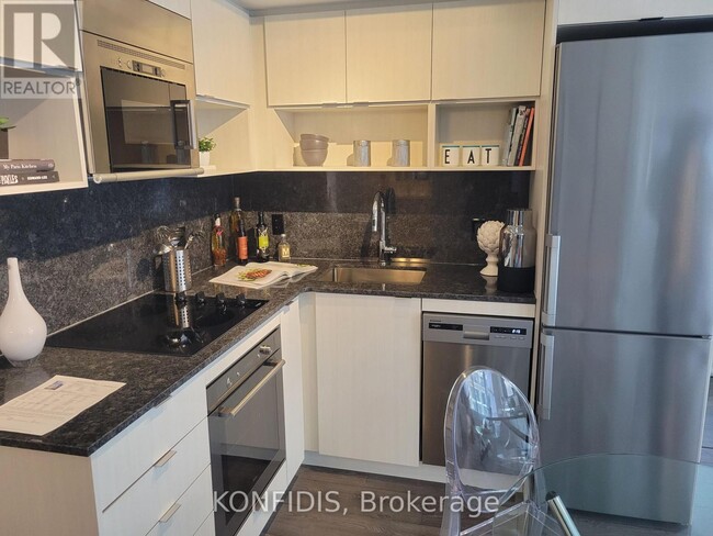 Building Photo - 7 Mabelle Ave