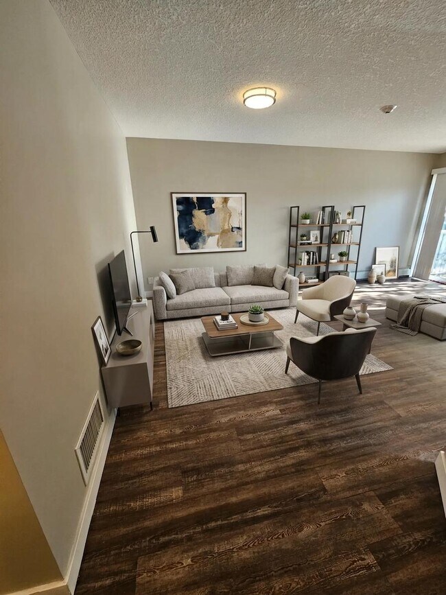 Photo du bâtiment - 16315 96A Av NW