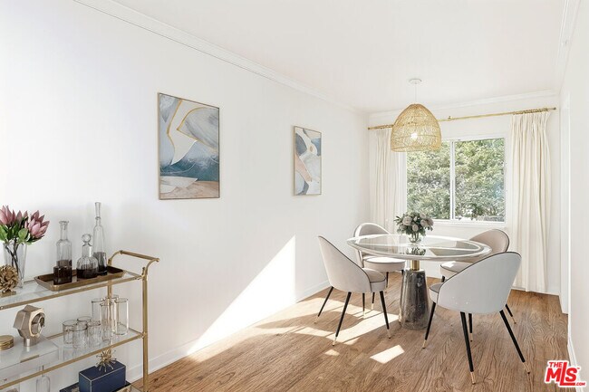 Building Photo - 948 20th St