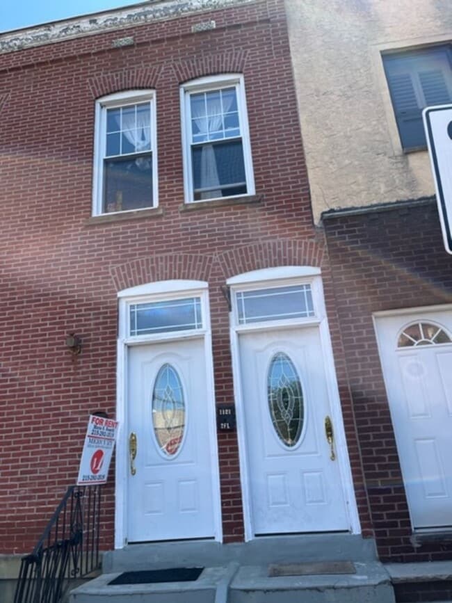 Building Photo - 1121 S 13th St
