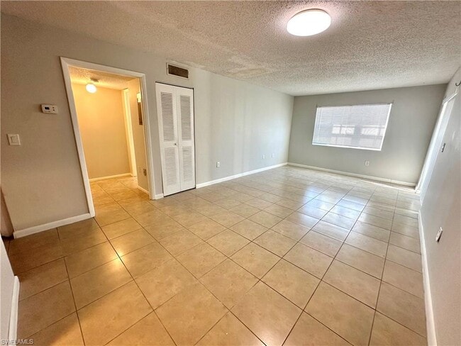 Building Photo - 3417 Winkler Ave