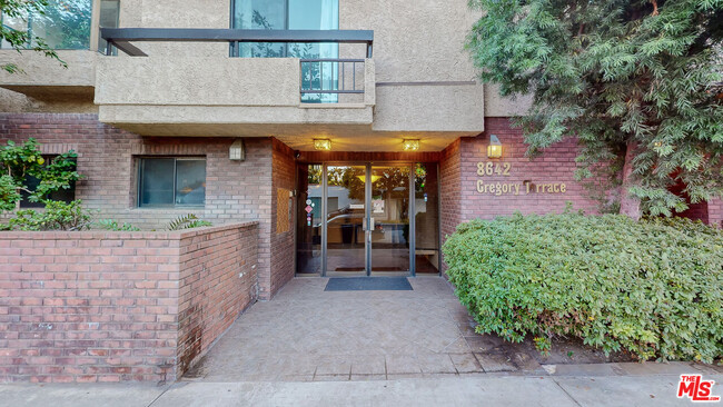 Building Photo - 8642 Gregory Way