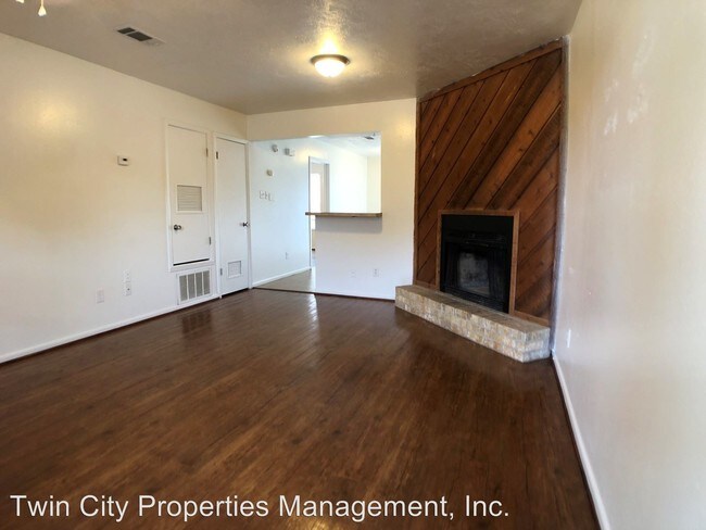 Building Photo - 2428 Pecan Ridge Dr