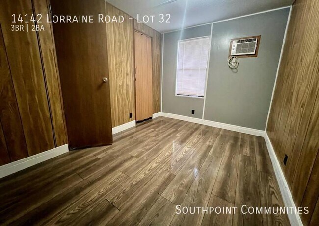Foto del edificio - 14142 Lorraine Rd