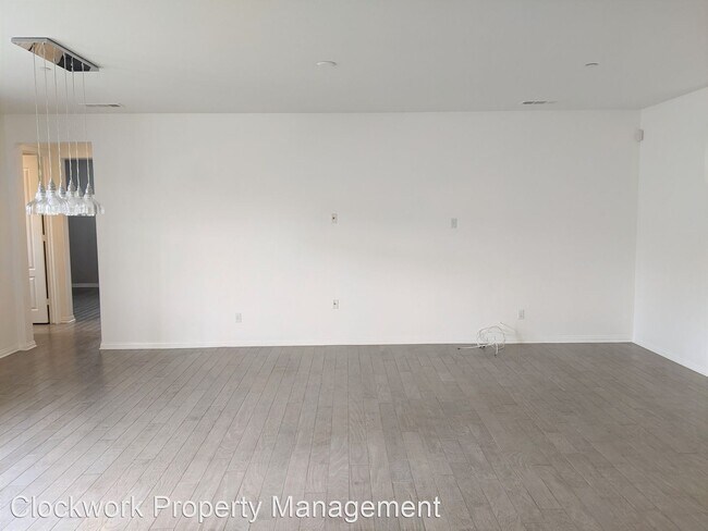 Foto del edificio - 3 br, 2.5 bath House - 5983 Ginger Dr