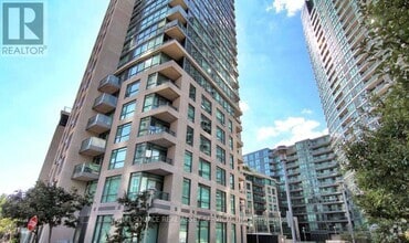 Building Photo - 219-2219 Fort York Blvd
