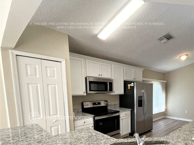 Foto del edificio - 4318 Stonefield Dr