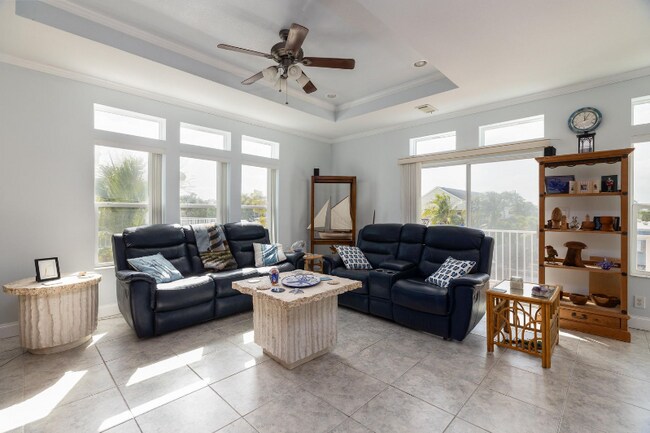 Foto del edificio - 116 Long Key Rd