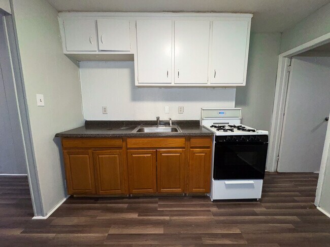 Building Photo - 3071 Martha St