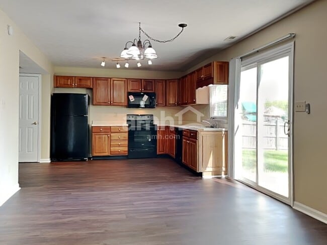 Building Photo - 10875 Cannonade Ct