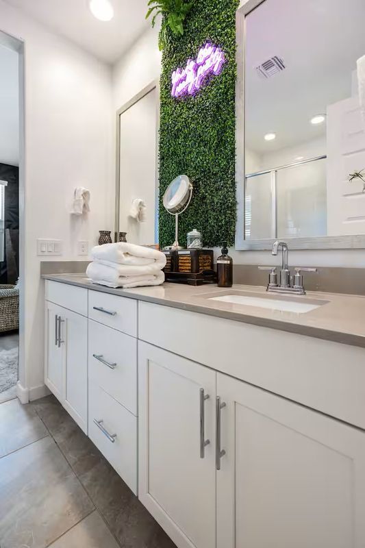 Foto del edificio - 8908 W Solano Dr