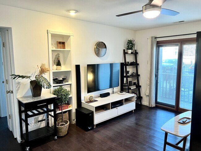 Livingroom - 3210 Clifton Ave