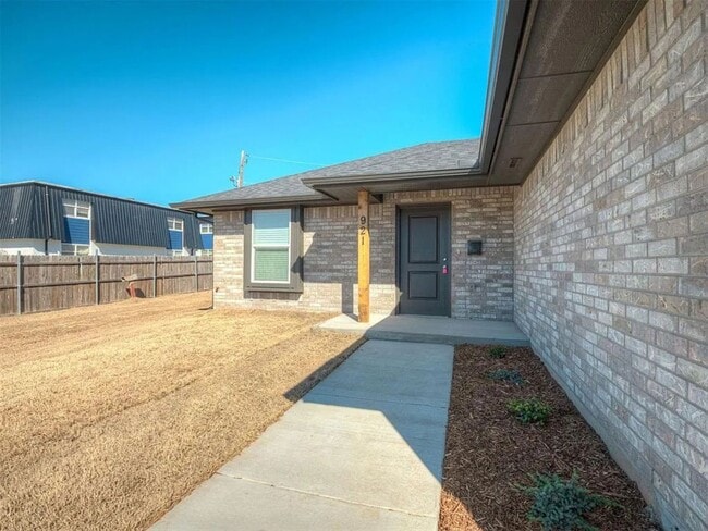 Photo - Turnkey 3-Bedroom Home in NW OKC – Perfect for Pets!