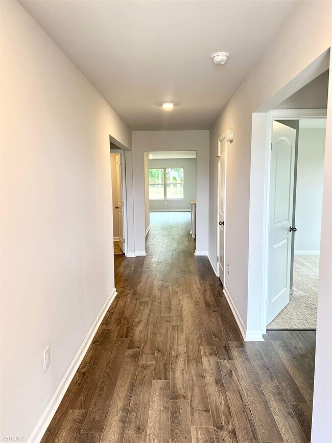 Foto del edificio - 4 br, 2 bath House - 164 Meadow Ridge Drive