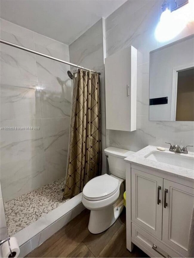 Foto del edificio - 18401 NE 21st Ave