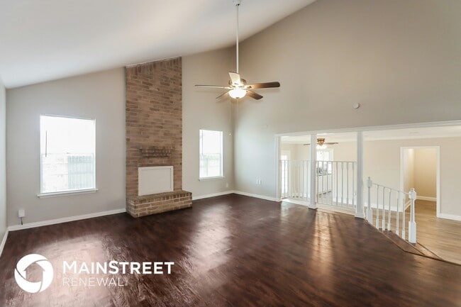Building Photo - 10531 Mills Walk Dr