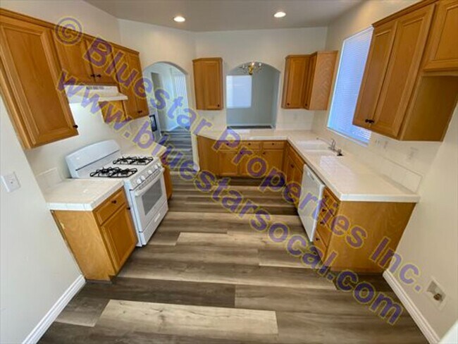 Foto del edificio - Just Listed !!  Single Story Home In Adela...