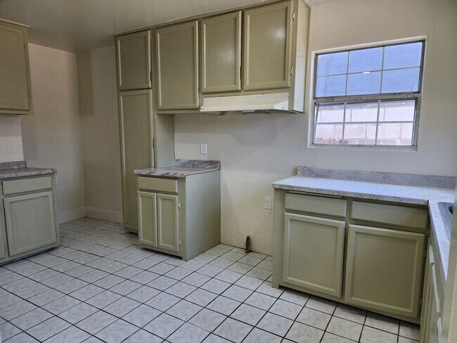 Foto del edificio - Charming 3 Bedroom / 2 Bathroom Home with ...