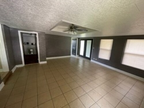 Building Photo - 13025 Highway 190 W