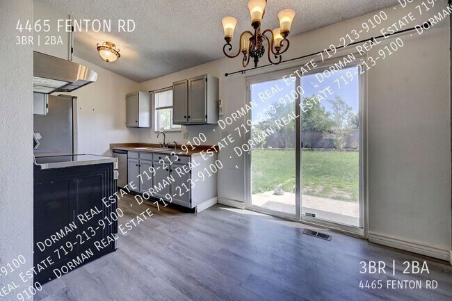 Photo - 4465 Fenton Rd House