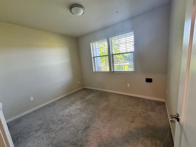 Building Photo - 16401 NW Chadwick Way