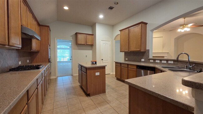 Foto del edificio - 15007 Waverly Canyon Ct