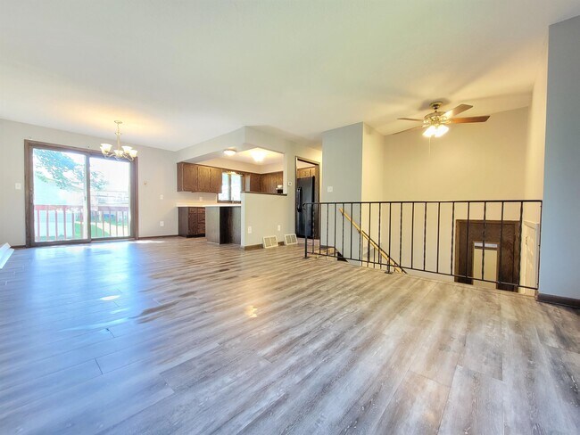 Foto del edificio - 3801 14th Ave NW