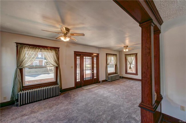 Building Photo - 543 W Emaus Ave