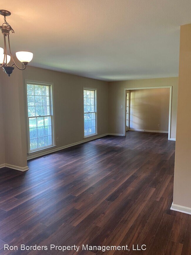 Building Photo - 3 br, 2 bath House - 2510 Winding Way