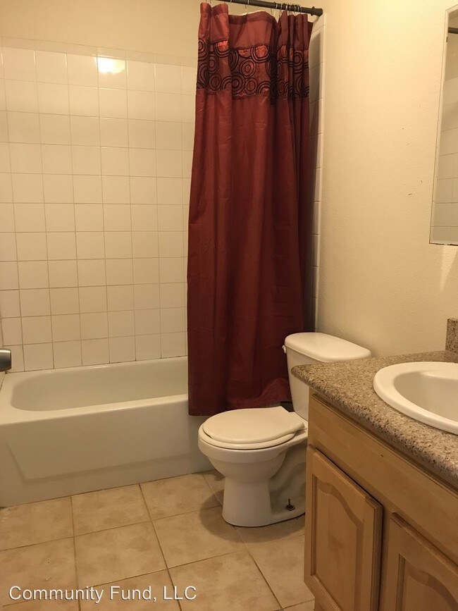 Building Photo - 1 br, 1 bath House - 1185 Lakeview Cir.