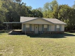 Building Photo - 3711 Greenwood Rd