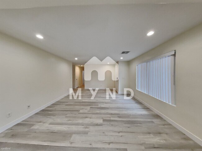 Foto del edificio - 3 br, 2 bath House - 11101 Desert Dove Ave