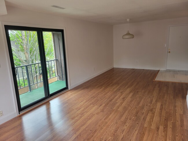 Foto del edificio - 1 Greenbriar Dr