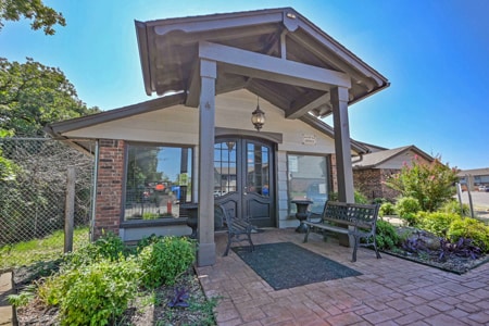 Building Photo - Foxcroft