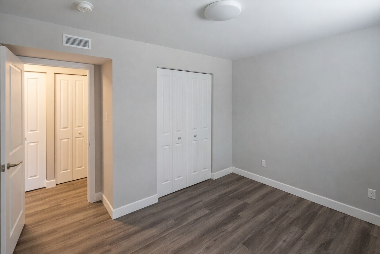 Photo du bâtiment - 772 Stirling Av S